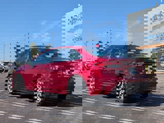 Used 2023 Toyota Corolla LE image 3