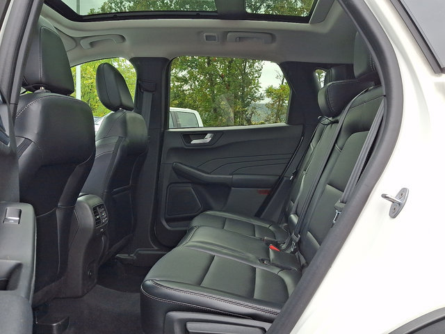 Certified 2023 Ford Escape Platinum AWD/4WD image 10