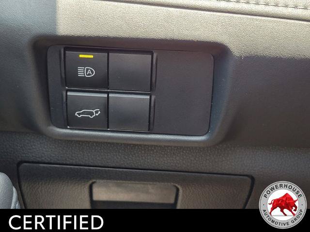 Used 2022 Toyota Highlander XLE FWD image 30