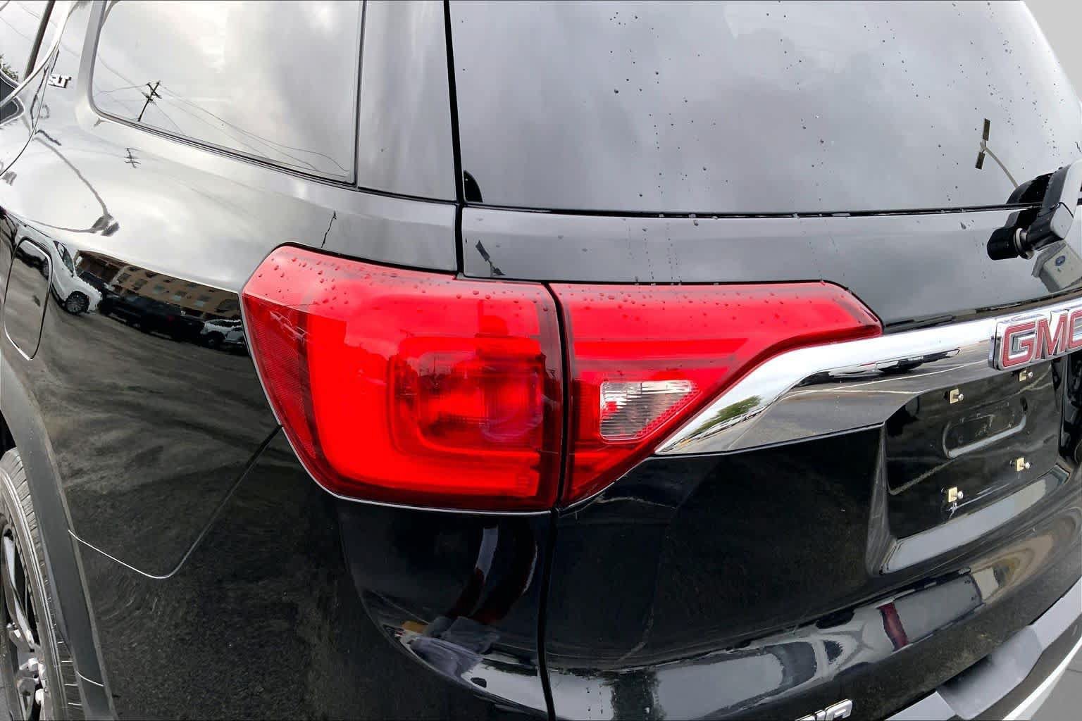 Used 2019 GMC Acadia SLT w/ LPO, Floor Liner Package FWD image 25