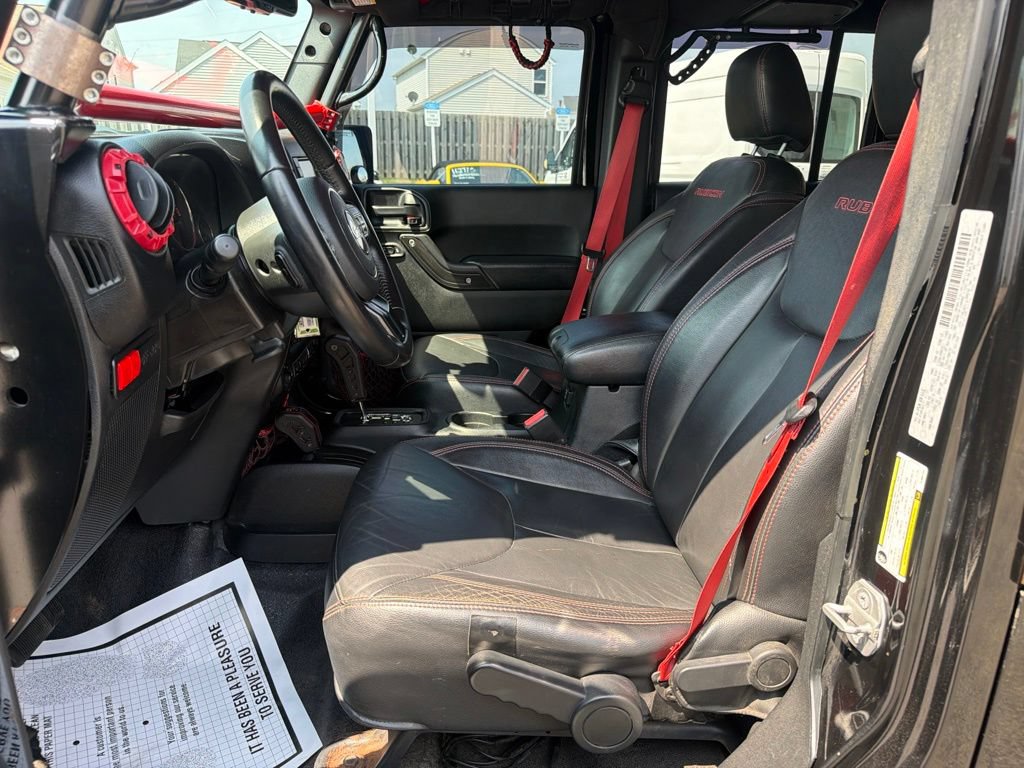 Used 2018 Jeep Wrangler Unlimited Rubicon AWD/4WD image 26
