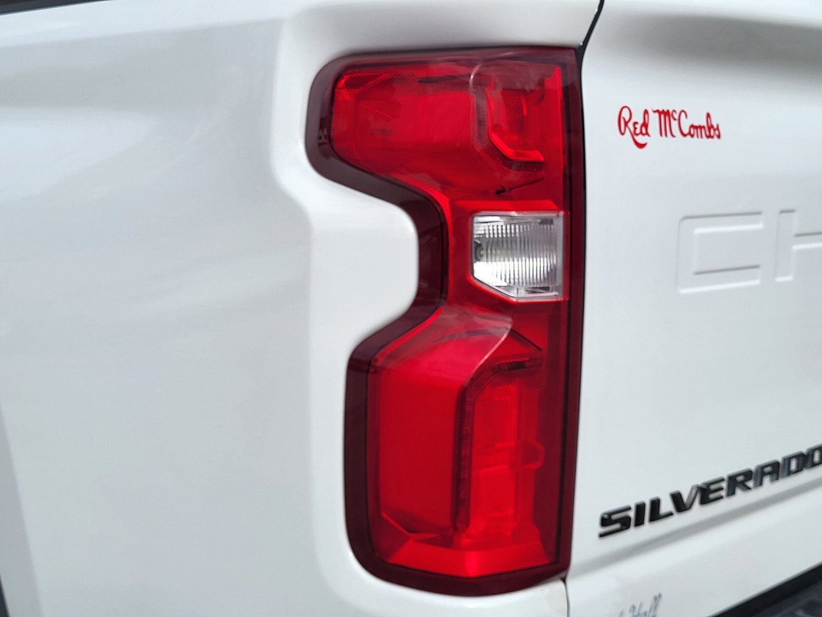 Used 2022 Chevrolet Silverado 2500 LTZ w/ LTZ Plus Package AWD/4WD image 10
