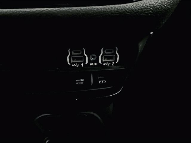Used 2022 Chrysler Pacifica Touring-L w/ S Appearance Package AWD/4WD image 32