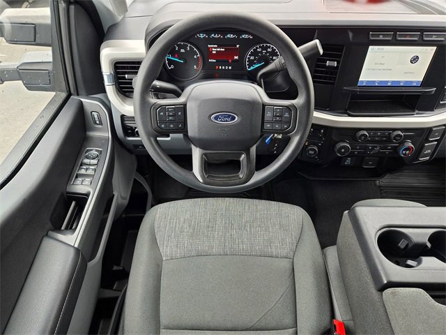 Certified 2023 Ford F350 XLT image 8