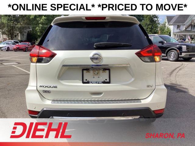 Used 2019 Nissan Rogue SV w/ Premium Package FWD image 10