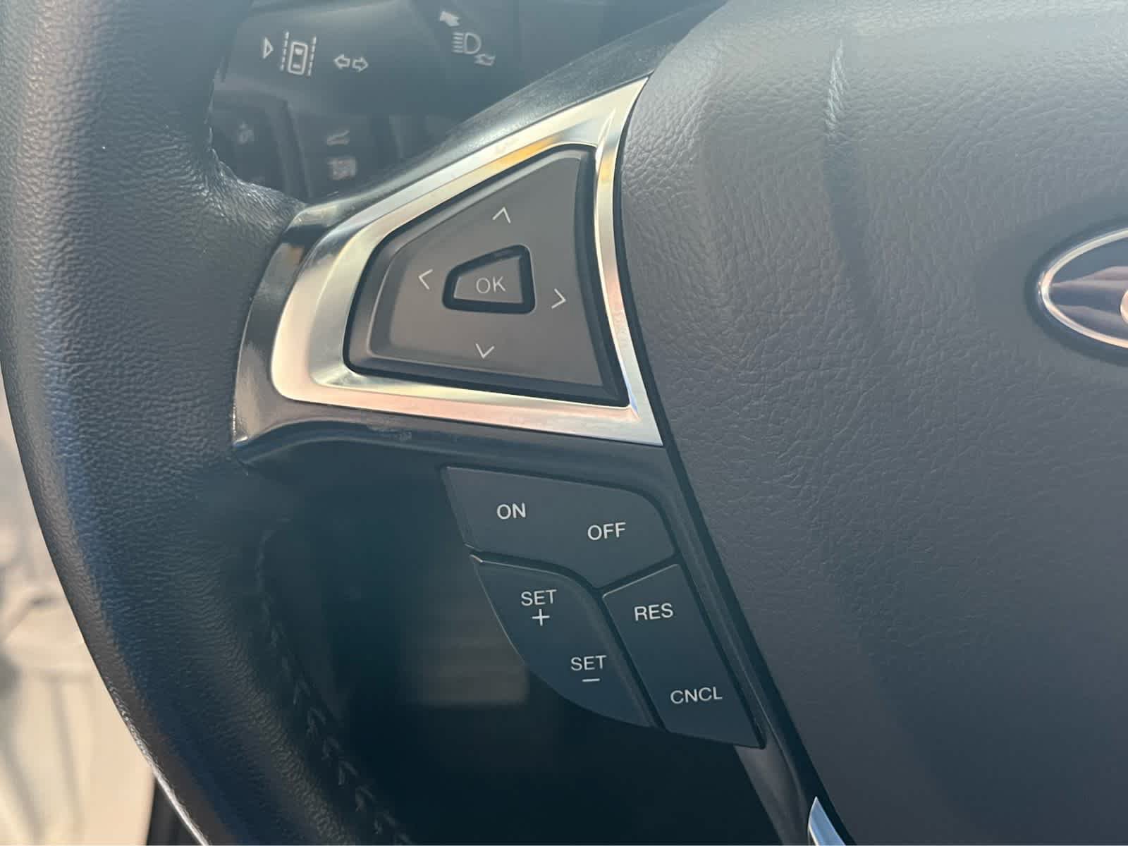 Certified 2024 Ford Edge SEL w/ Convenience Package AWD/4WD image 22