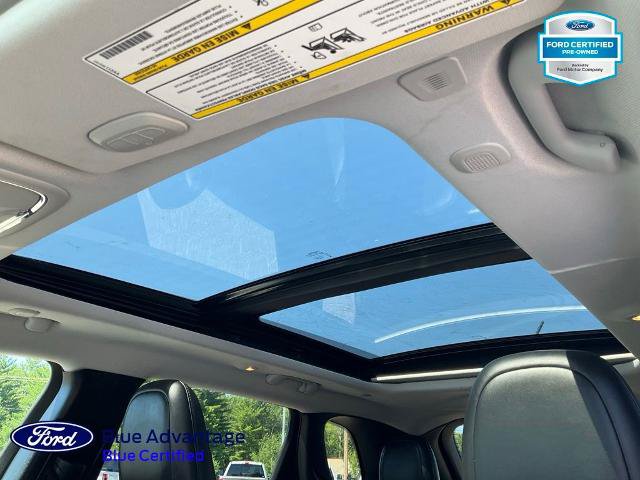Used 2019 Jeep Cherokee Limited AWD/4WD image 16