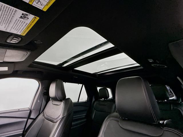 Certified 2022 Ford Explorer ST w/ Equipment Group 401A image 24