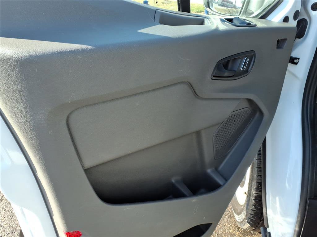 Certified 2023 Ford Transit 250 Medium Roof image 13