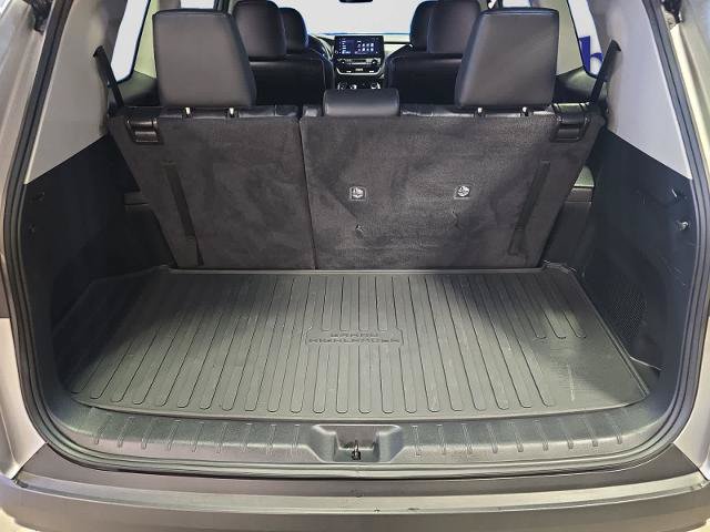 Used 2024 Toyota Grand Highlander AWD image 4