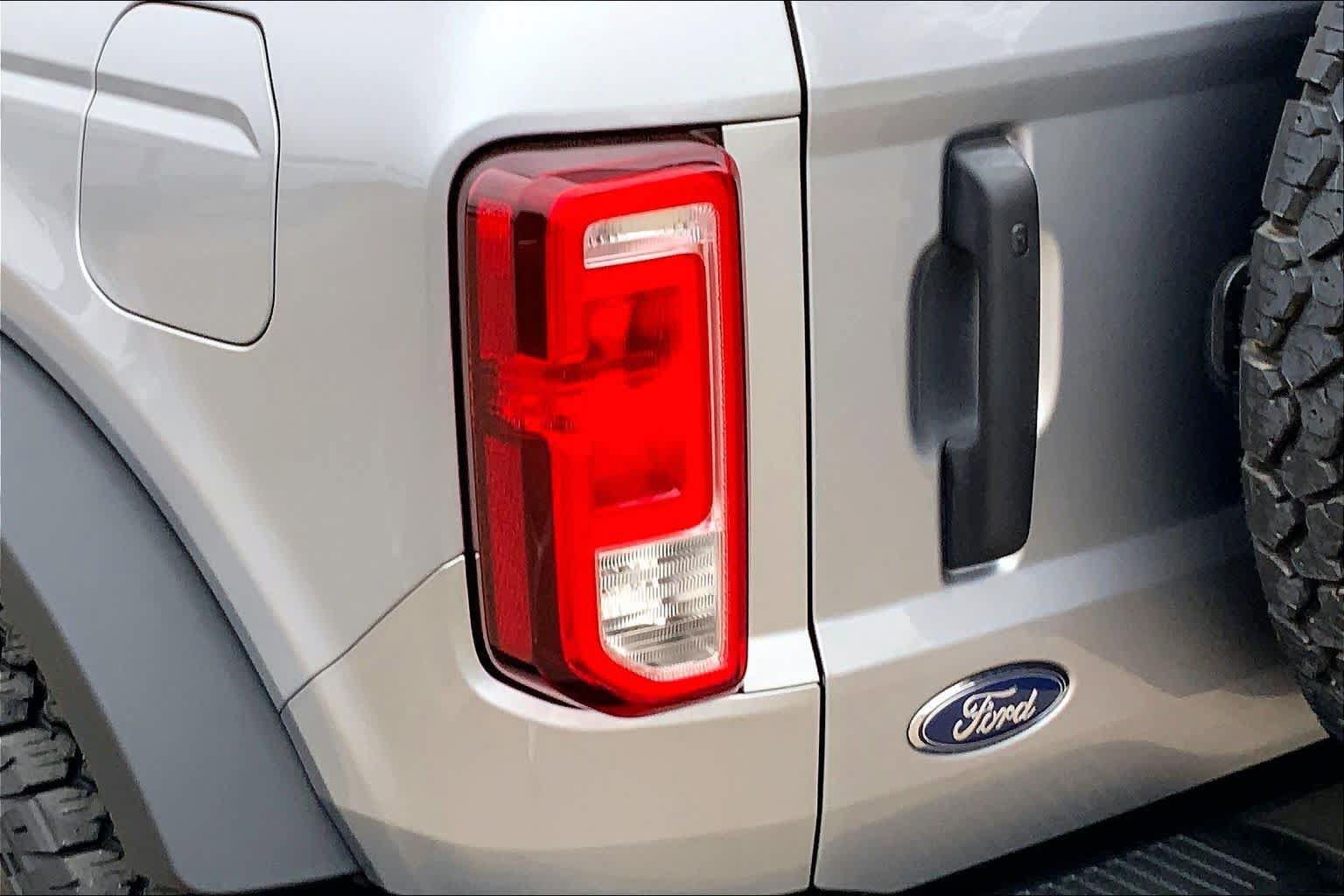 Certified 2024 Ford Bronco Black Diamond AWD/4WD image 29