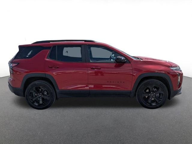 Used 2025 Chevrolet Equinox LT w/ Convenience Package II AWD/4WD image 2