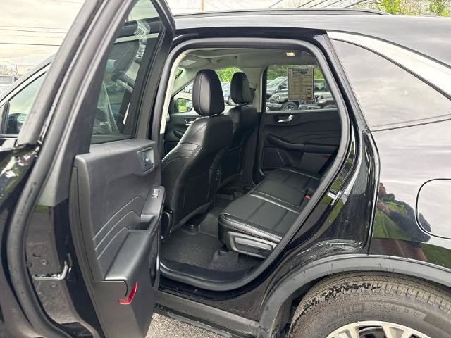 Certified 2022 Ford Escape SEL AWD/4WD image 12