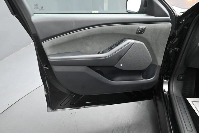 Certified 2025 Ford Mustang Mach-E GT AWD/4WD image 19
