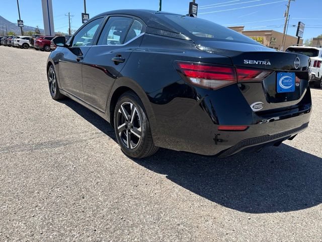 Used 2025 Nissan Sentra SV FWD image 12