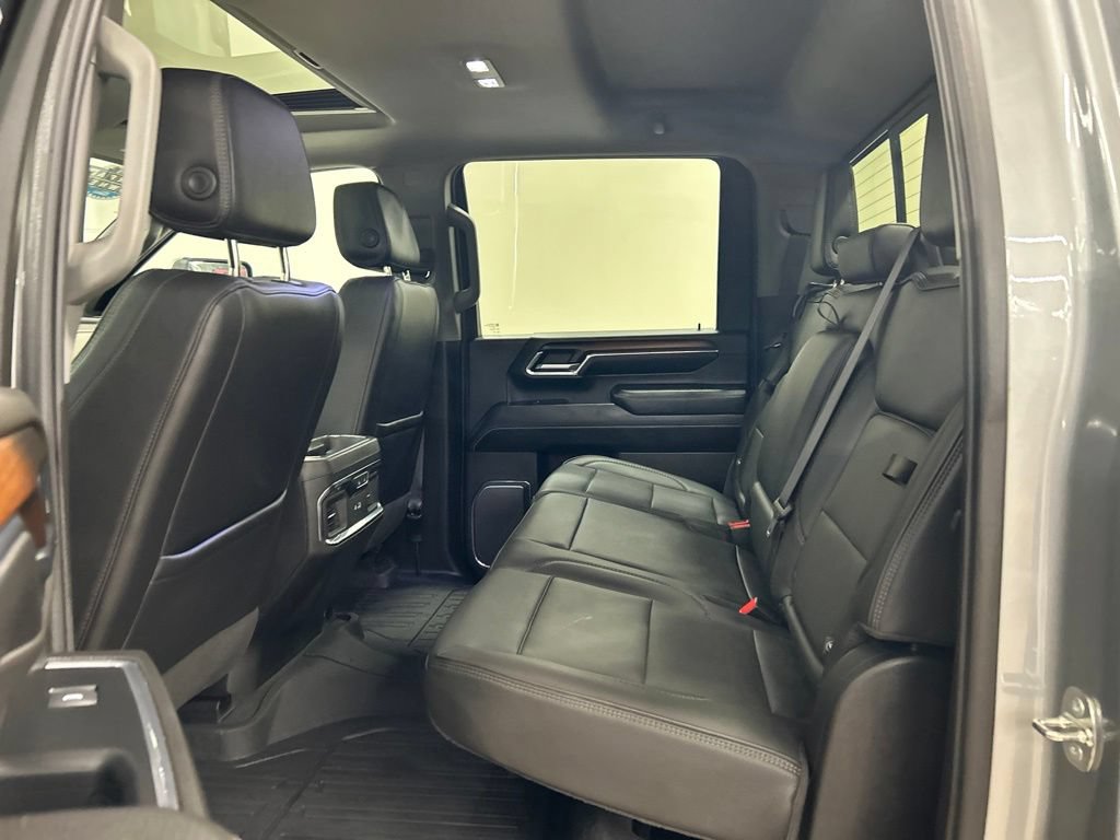 Used 2024 GMC Sierra 2500 Denali w/ Denali Reserve Package AWD/4WD image 28