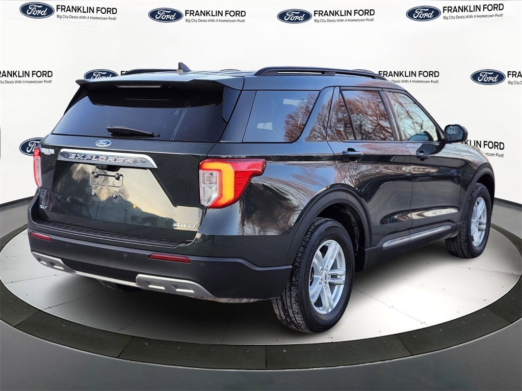 Certified 2022 Ford Explorer XLT w/ Equipment Group 202A image 5