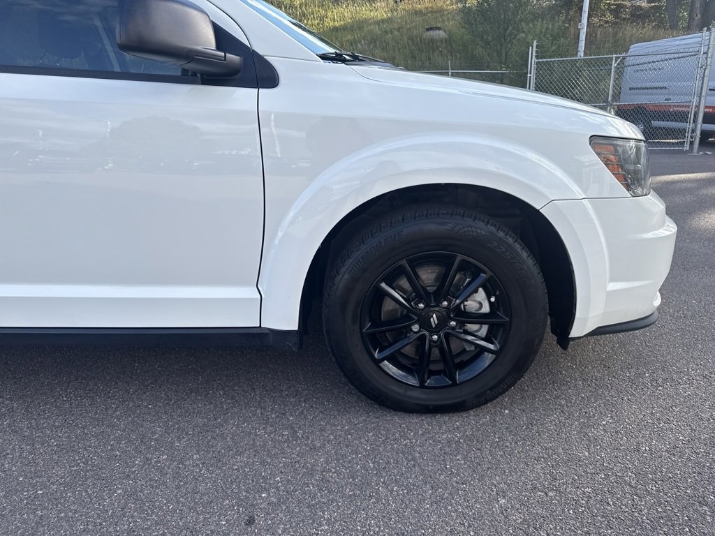 Used 2020 Dodge Journey SE w/ SE Popular Equipment Group image 29