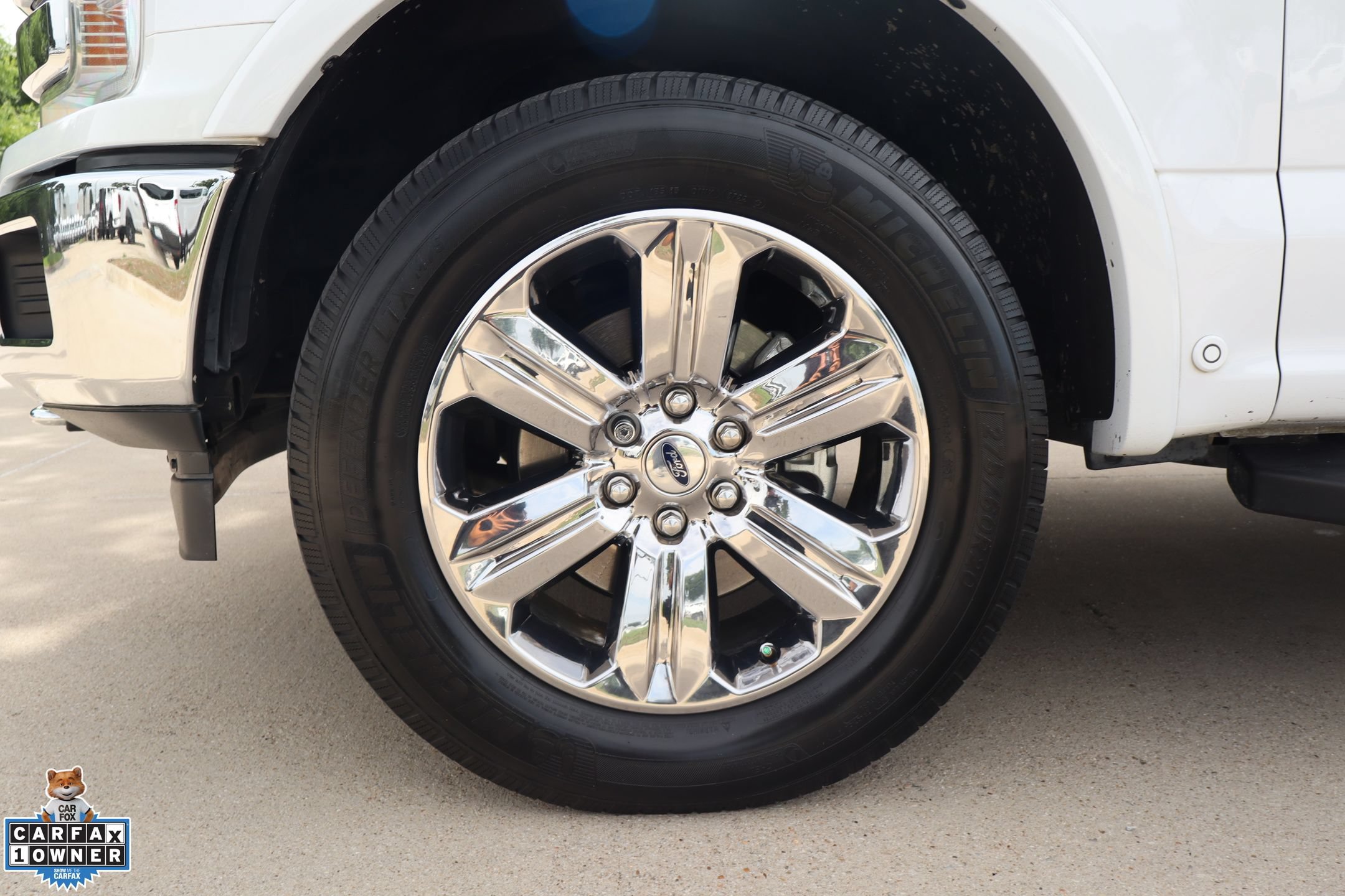 Certified 2019 Ford F150 Lariat w/ Equipment Group 502A Luxury AWD/4WD image 10