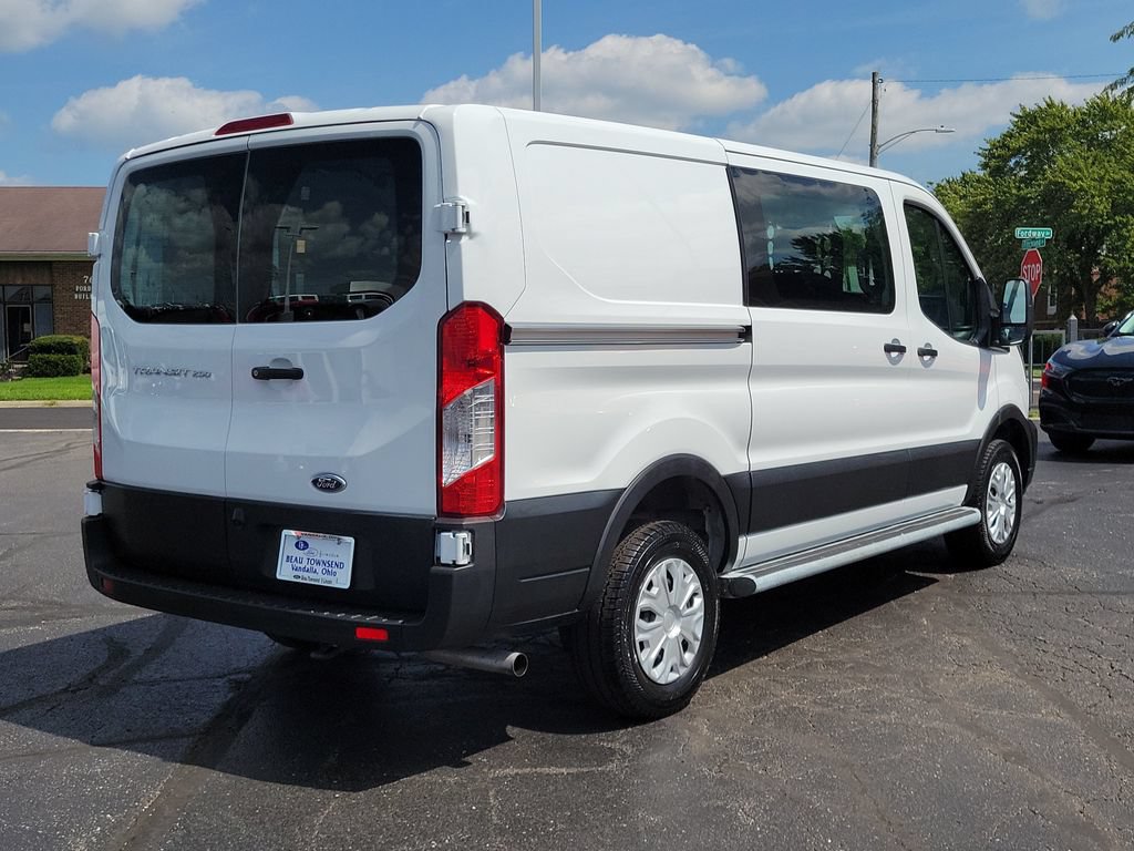 Certified 2025 Ford Transit 250 Low Roof w/ Exterior Upgrade Package RWD image 4