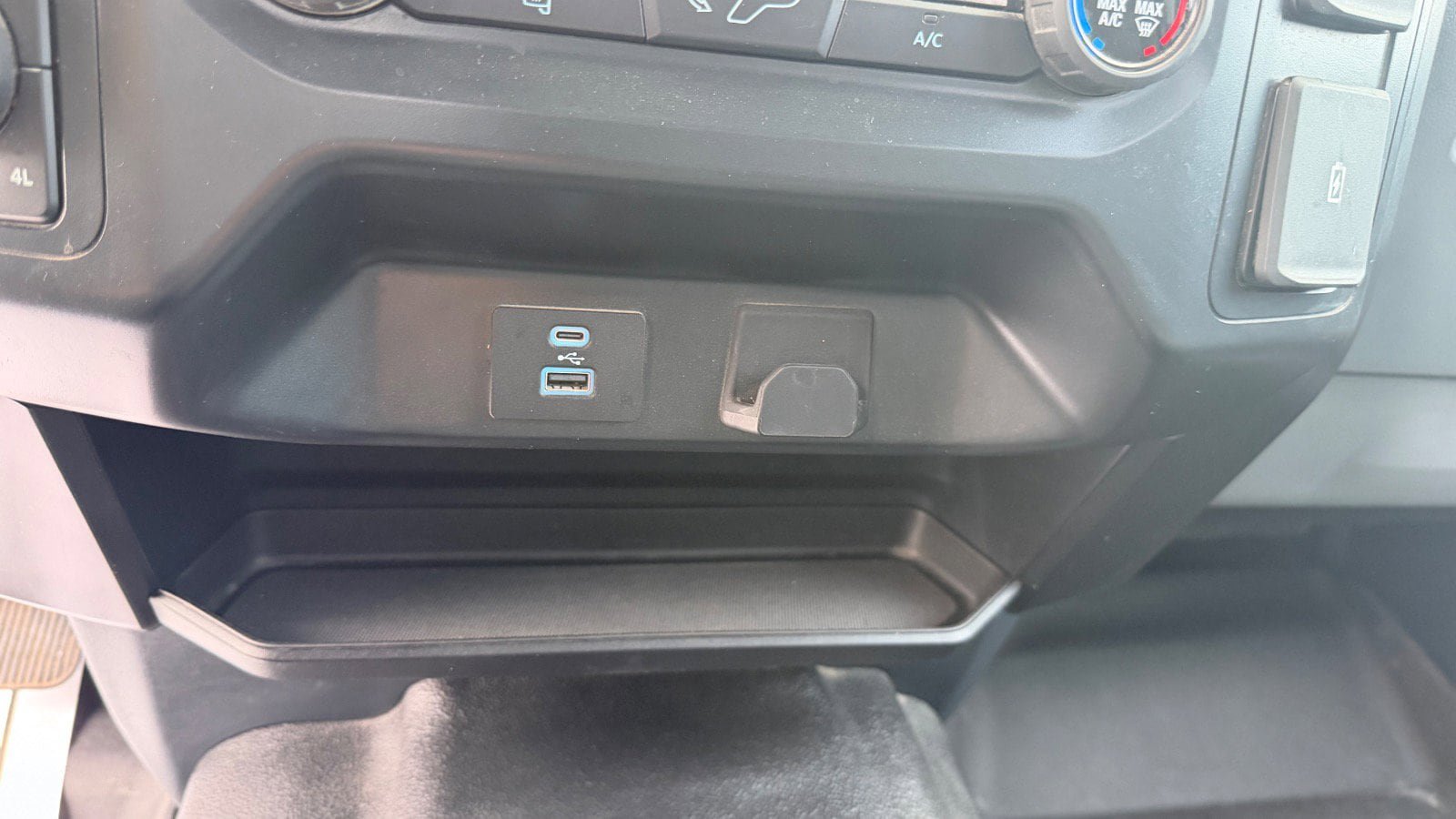Certified 2022 Ford F150 XL w/ FX4 Off-Road Package AWD/4WD image 40