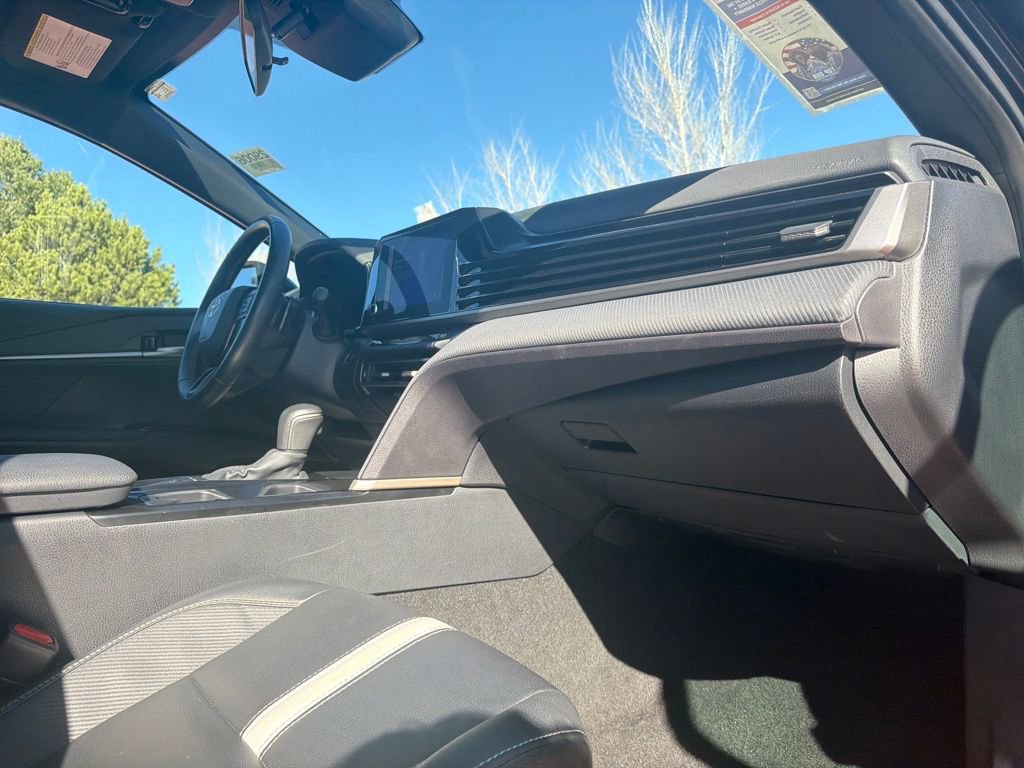Used 2025 Toyota Camry SE FWD image 31