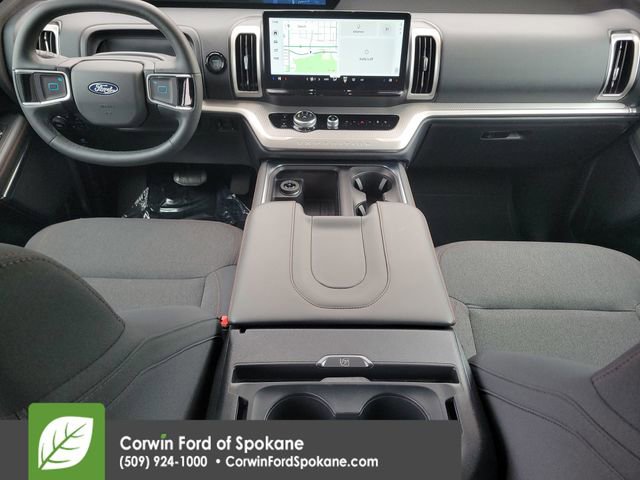 Certified 2025 Ford Expedition Active AWD/4WD image 17