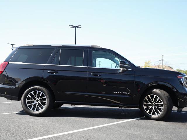Certified 2025 Ford Expedition Platinum AWD/4WD image 13