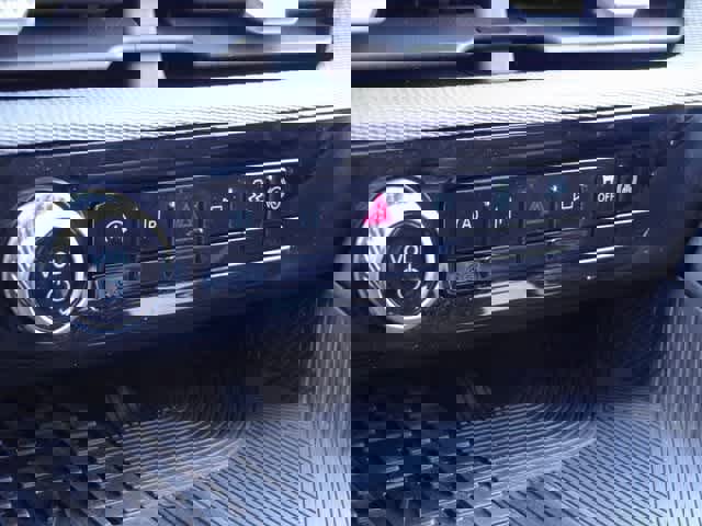 Certified 2025 Ford Explorer ST image 37