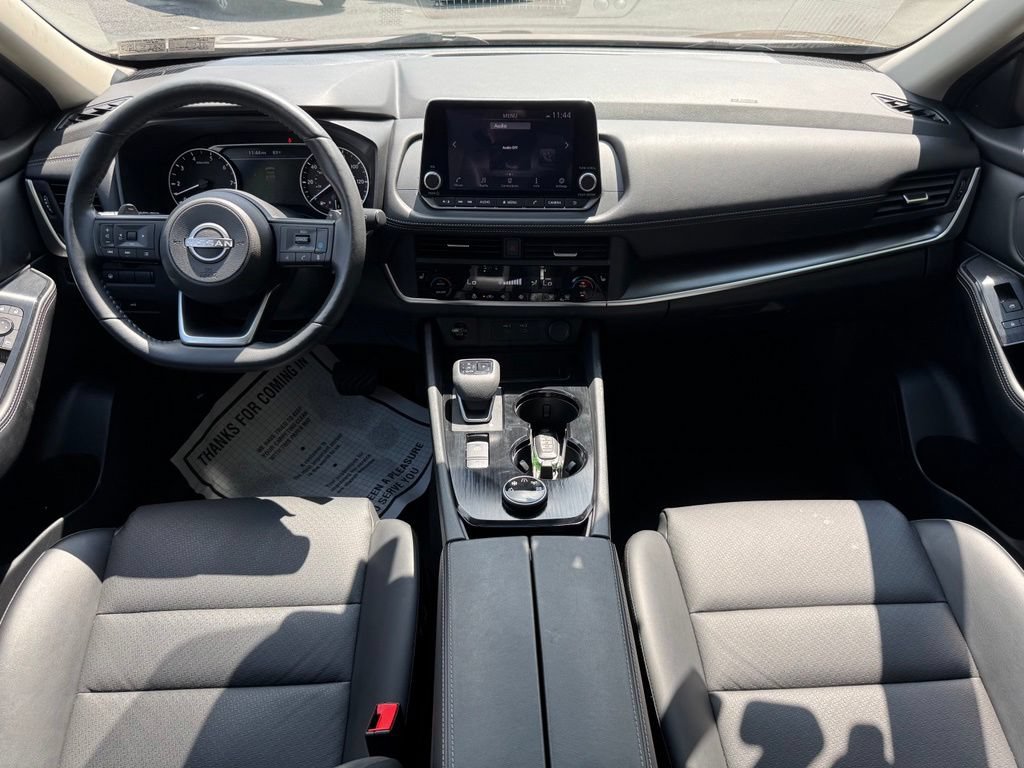Used 2024 Nissan Rogue SV w/ SV Premium Package AWD/4WD image 15