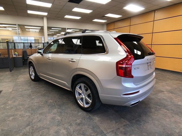 Used 2020 Volvo XC90 T6 Momentum image 3