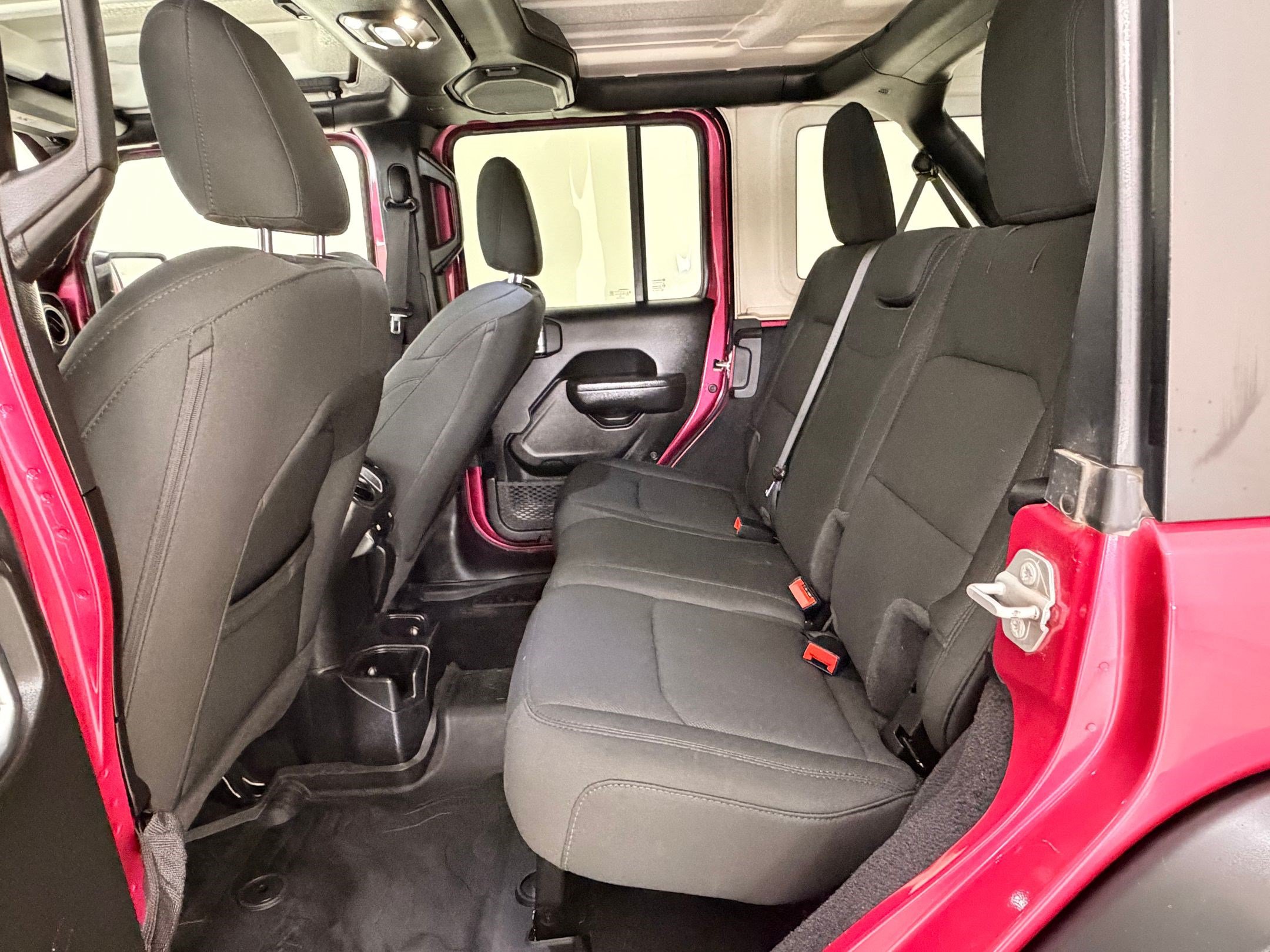 Used 2022 Jeep Wrangler Unlimited Sport AWD/4WD image 15