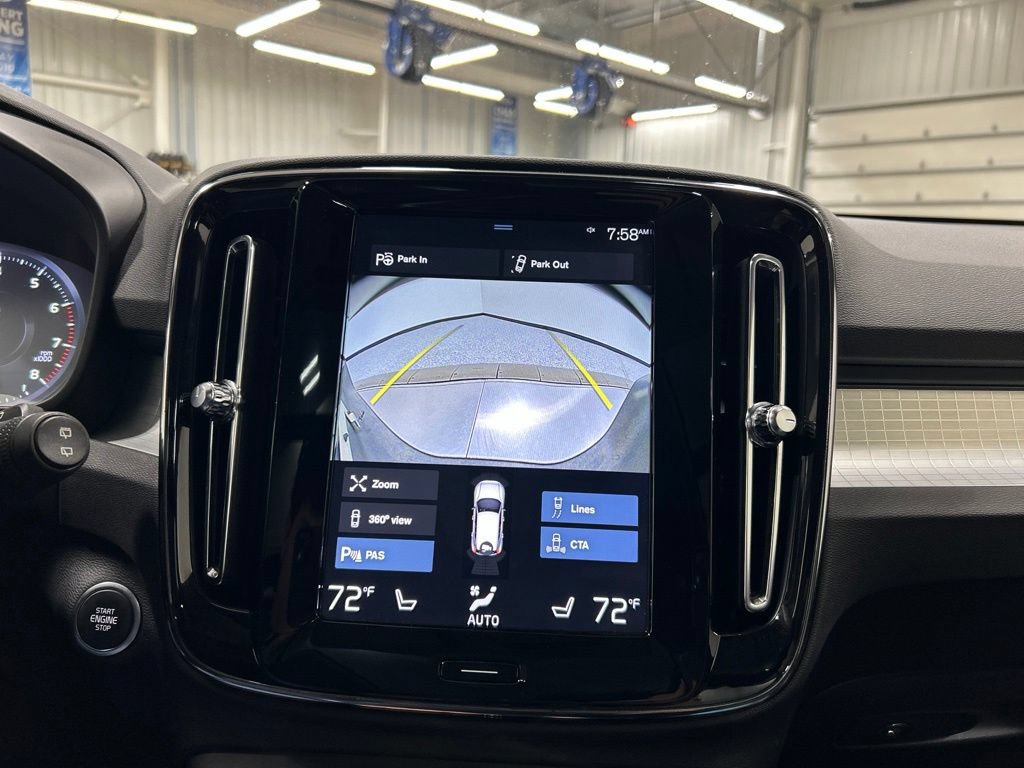 Used 2019 Volvo XC40 T5 Momentum AWD/4WD image 22