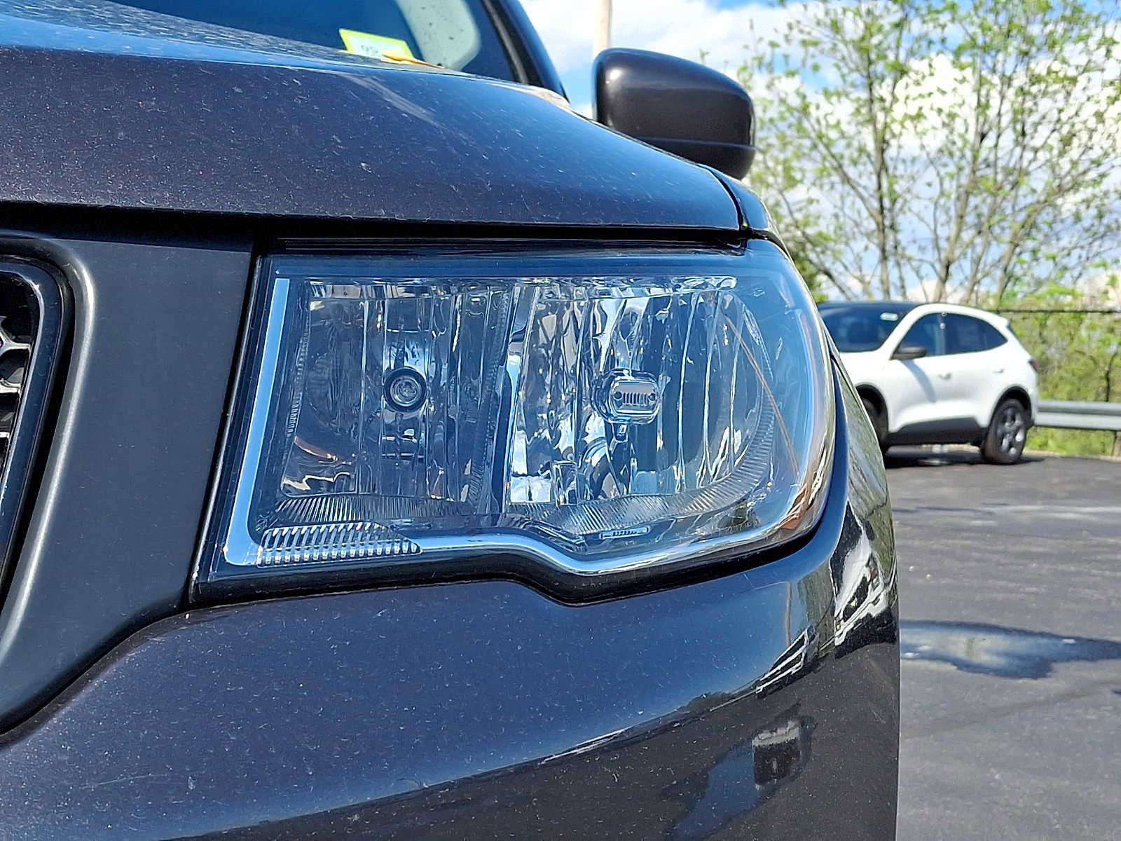 Used 2020 Jeep Compass Latitude AWD/4WD image 9