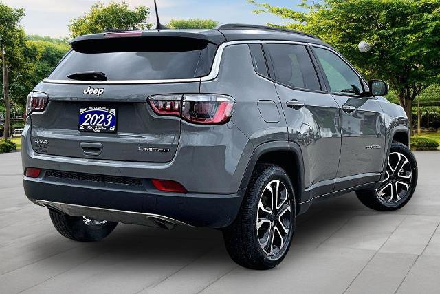 Used 2023 Jeep Compass Limited AWD/4WD image 4