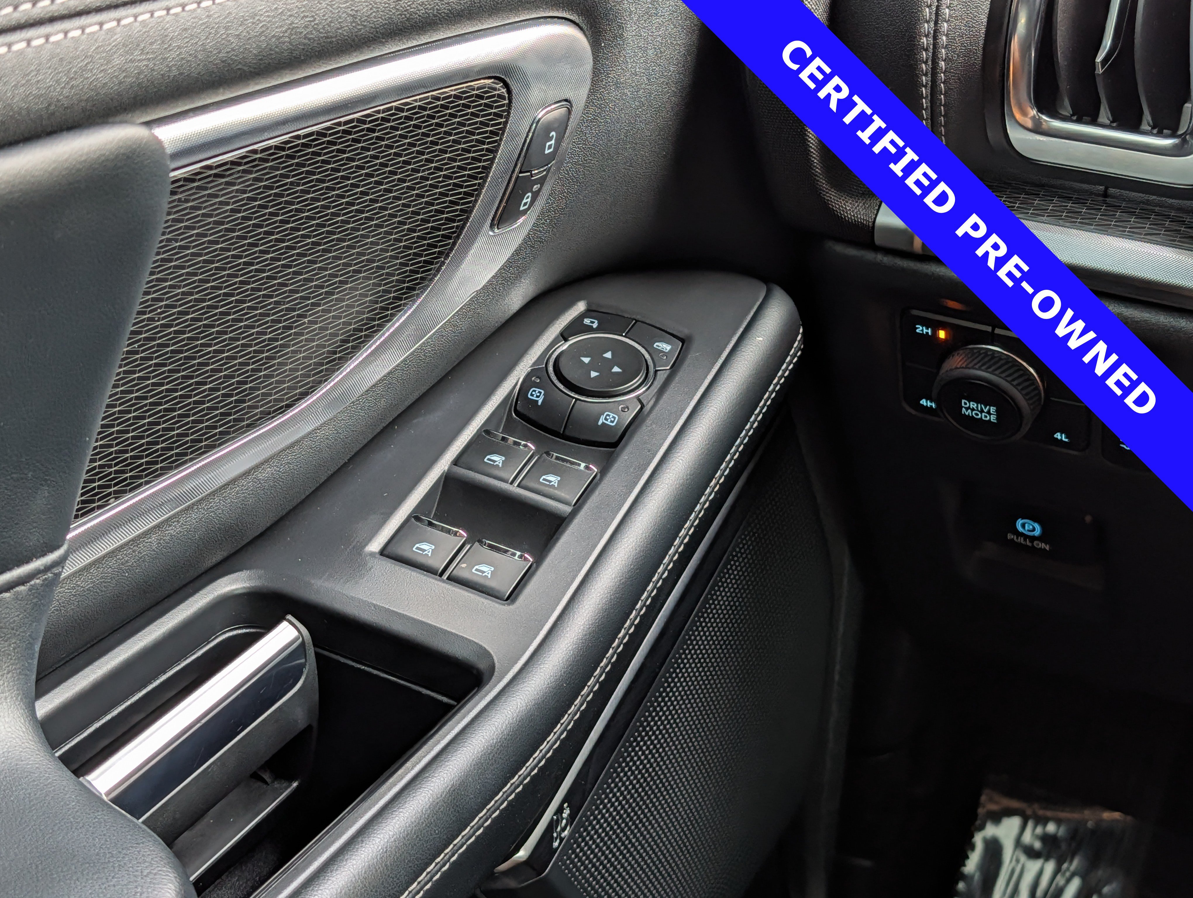 Certified 2025 Ford Expedition Max Platinum w/ Stealth Performance Package AWD/4WD image 27