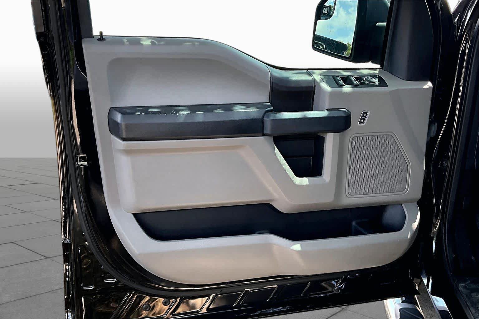 Certified 2019 Ford F150 XL w/ Equipment Group 101A Mid RWD image 22