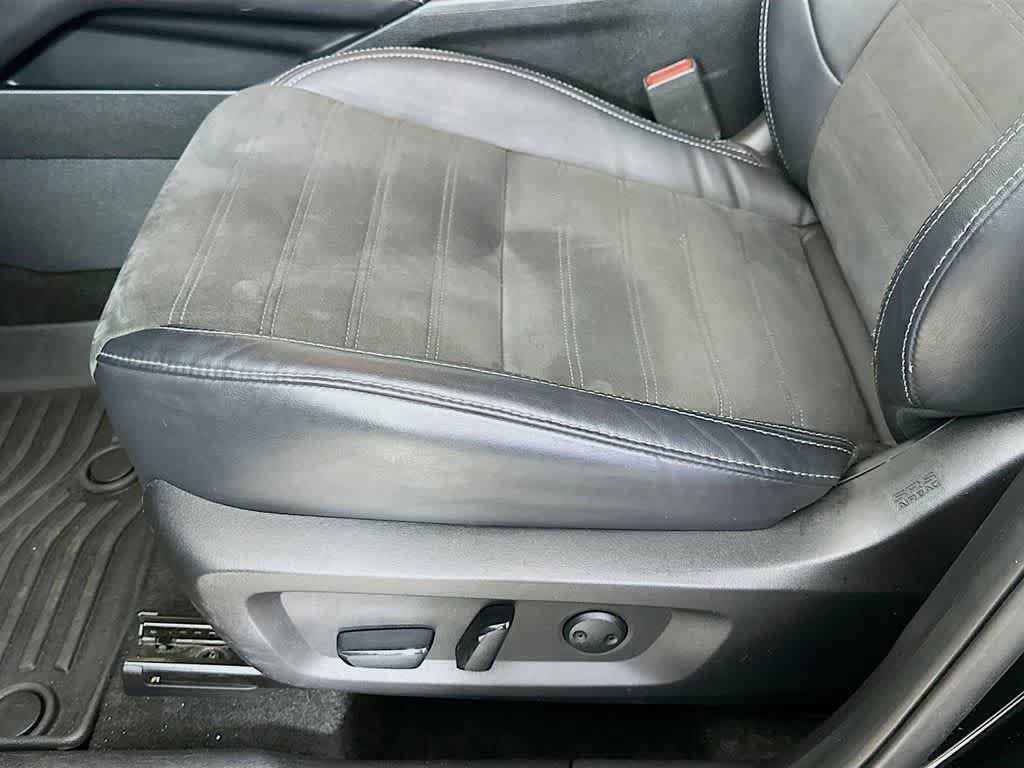 Used 2023 Mitsubishi Outlander SE FWD image 29