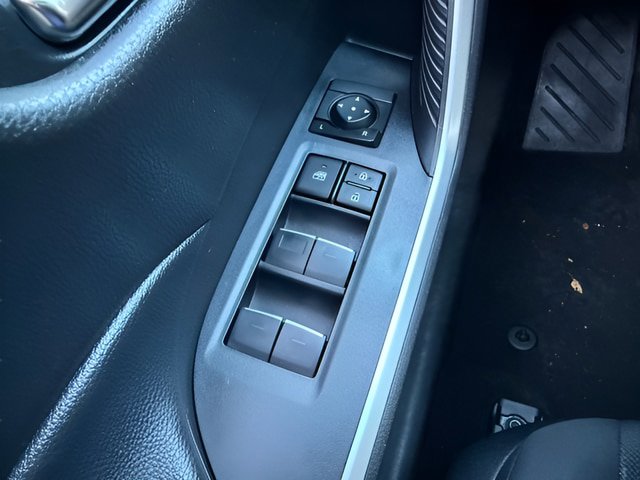 Used 2024 Toyota RAV4 XLE AWD/4WD image 19