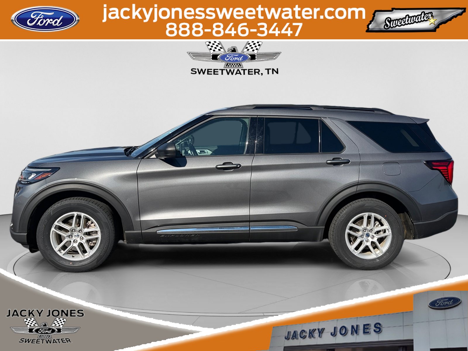Certified 2025 Ford Explorer Active w/ Active Comfort Package RWD image 2