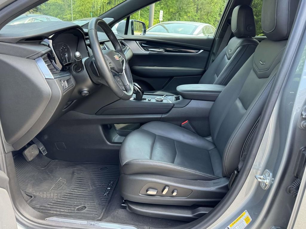Used 2024 Cadillac XT5 Premium Luxury AWD/4WD image 19