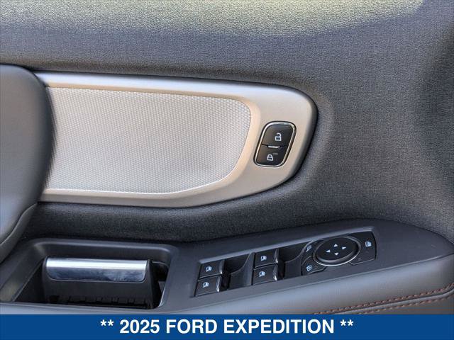 Certified 2025 Ford Expedition Active RWD image 11