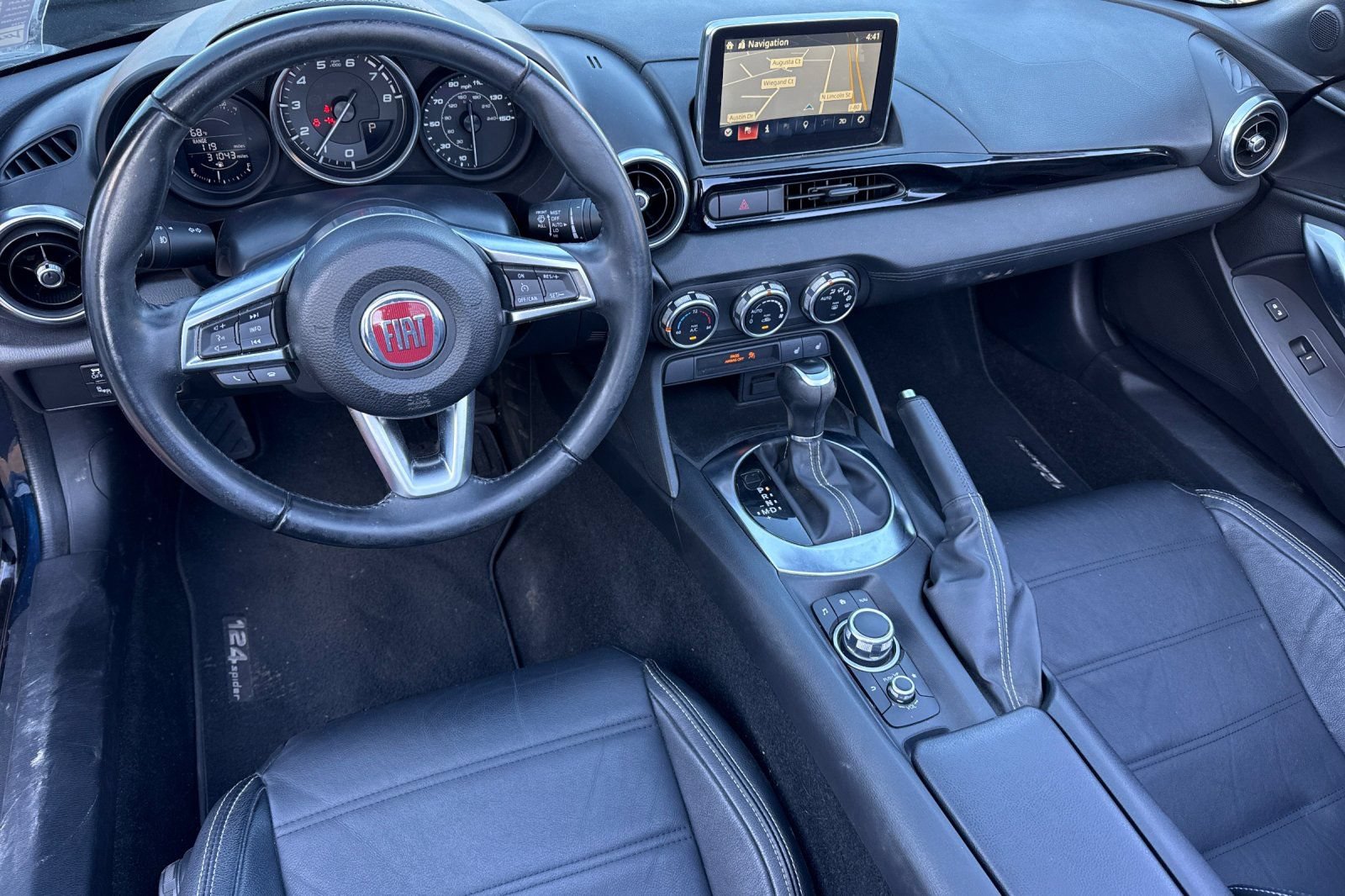 Used 2018 FIAT 124 Spider Lusso w/ Convenience Group RWD image 14