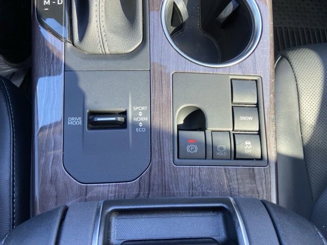 Used 2023 Toyota Highlander Platinum FWD image 21