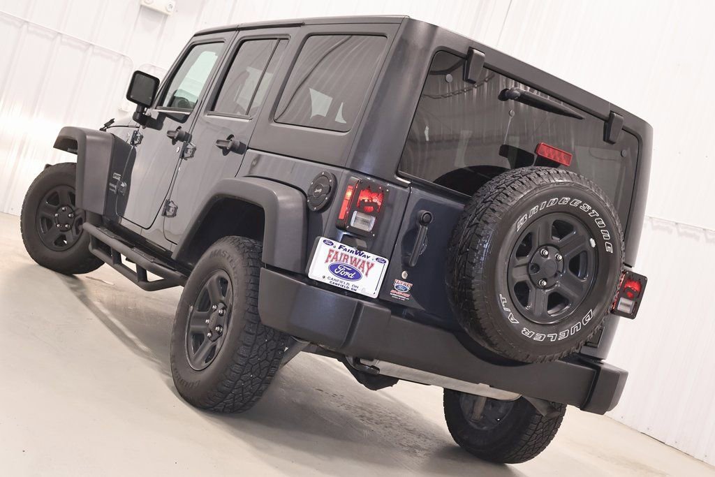 Used 2018 Jeep Wrangler Unlimited Sport image 9