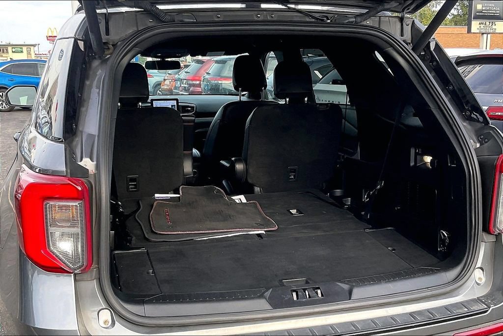 Certified 2024 Ford Explorer ST-Line w/ Class IV Trailer Tow Package AWD/4WD image 27