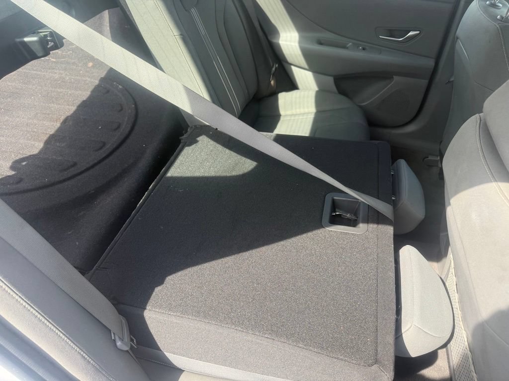 Used 2024 Hyundai Elantra SEL w/ Convenience Package FWD image 44