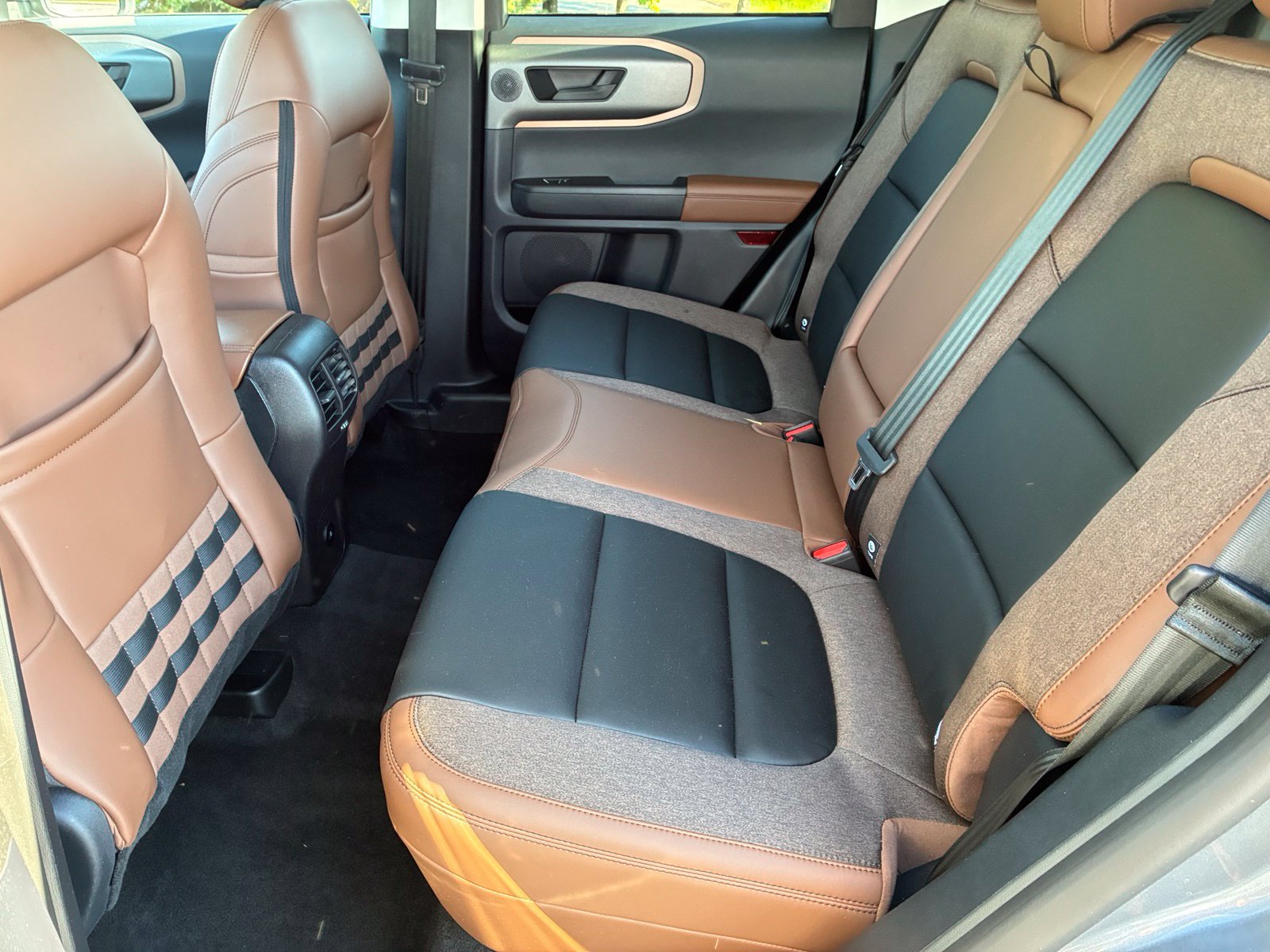 Certified 2025 Ford Bronco Sport Outer Banks w/ Outer Banks Tech Package+ AWD/4WD image 16