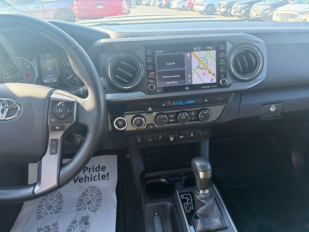 Used 2021 Toyota Tacoma TRD Sport w/ TRD Premium Sport Package AWD/4WD image 15