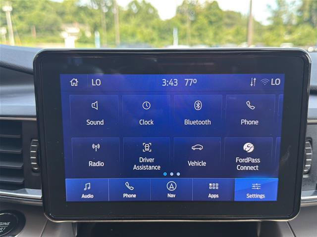 Certified 2022 Ford Explorer XLT w/ Equipment Group 202A AWD/4WD image 33